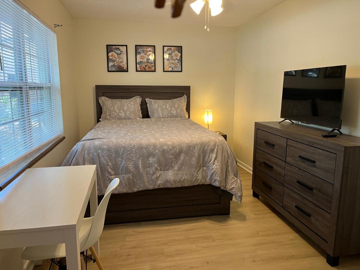 Zenhomes In Brandon Near Tampa Valrico Seffner Esterno foto